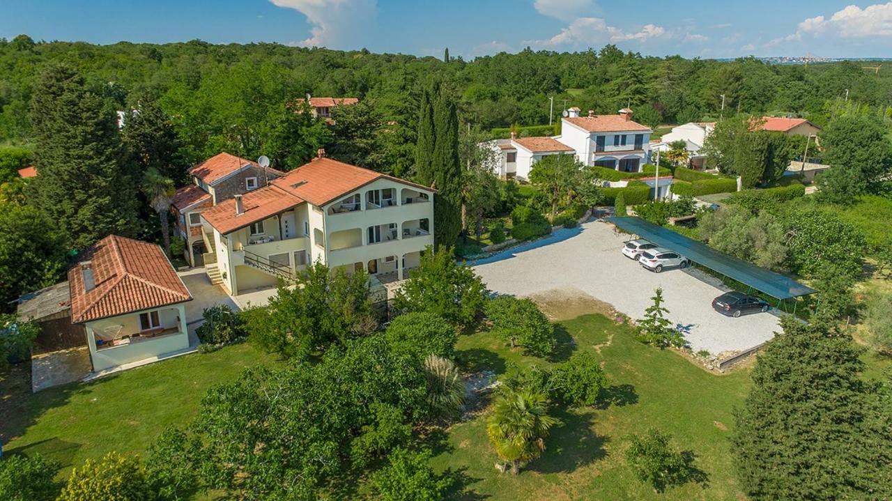 Apartments Saladinka Červar-Porat Extérieur photo