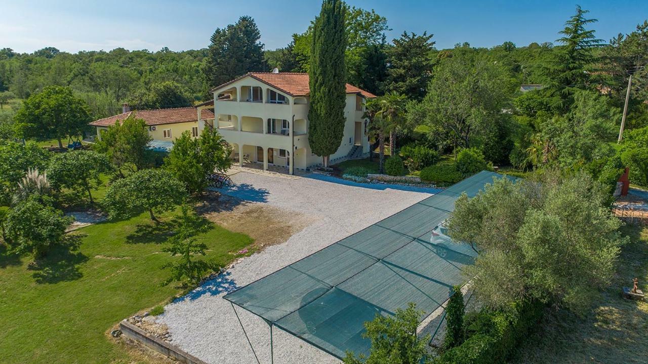 Apartments Saladinka Červar-Porat Extérieur photo