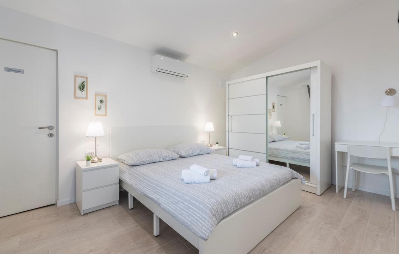 Apartments Saladinka Červar-Porat Extérieur photo